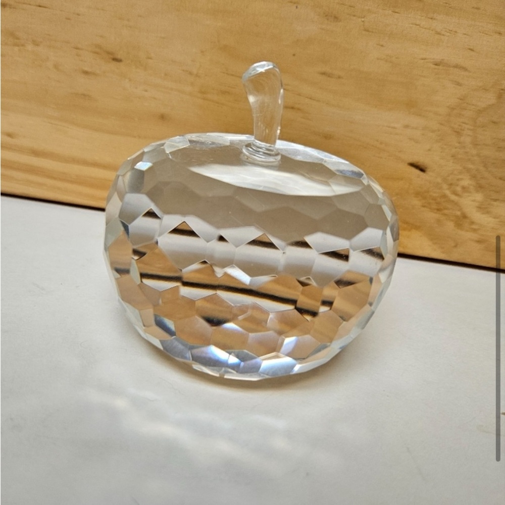 Crystal Apple Paperweight from Simon Design